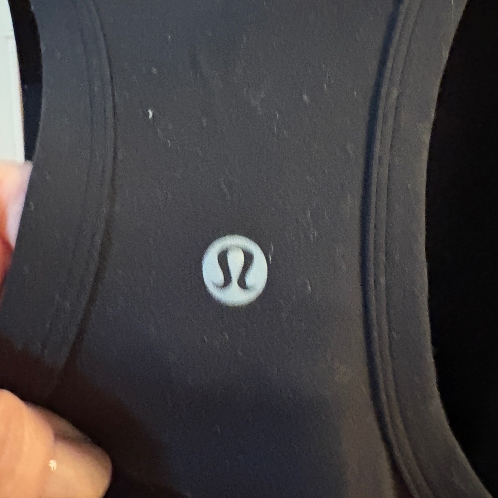 Lululemon tank